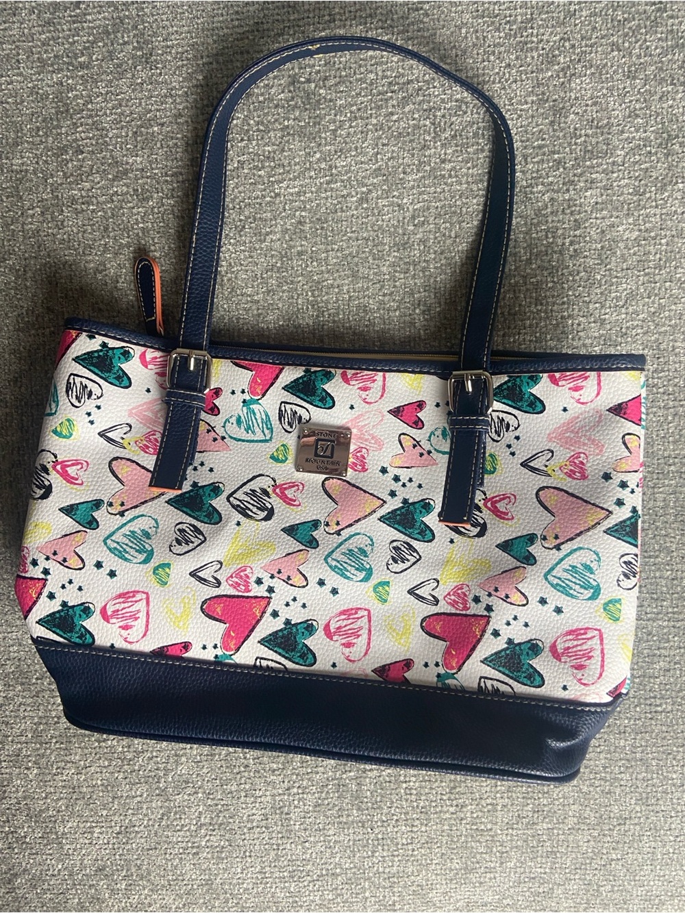 Stone Mountain Accessories Navy Trim Heart-Print Canvas Tote